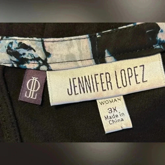 Jennifer Lopez Women’s Size 3X Tank Top with jeweled collar and asymmetrical hem - Picture 4 of 9